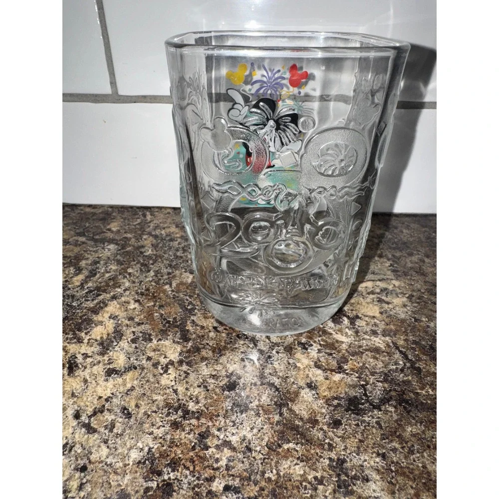 Disney Walt Disney World 2000 Mickey Mouse McDonald's Glass Tumbler Collectible